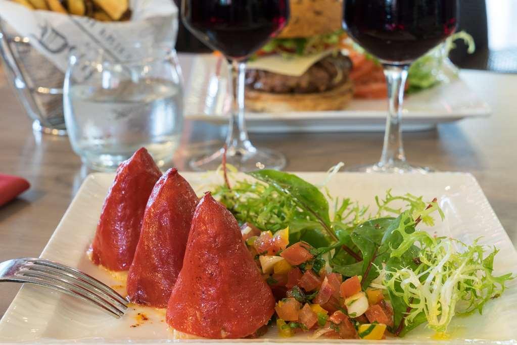 Sure Hotel By Best Western Biarritz Aeroport Anglet Restaurante foto