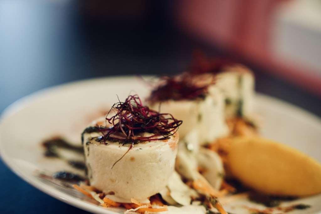 Sure Hotel By Best Western Biarritz Aeroport Anglet Restaurante foto